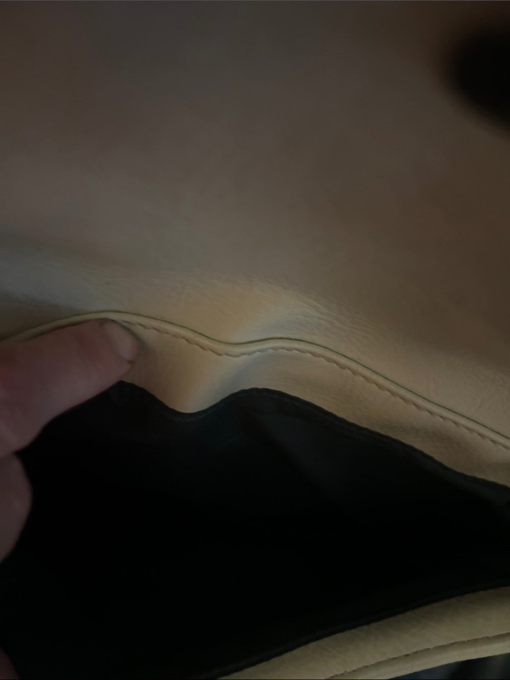 Matt & Nat Trio: Cream Crossbody with Black and Dark Brown Wallets - Picture 5 of 9